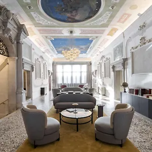 Radisson Collection Hotel, Palazzo Nani Венеция